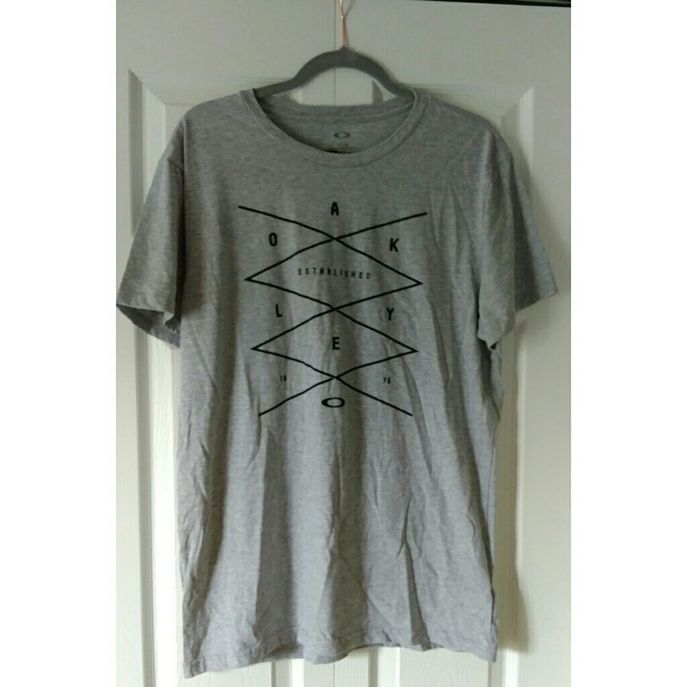 Oakley Men's Top